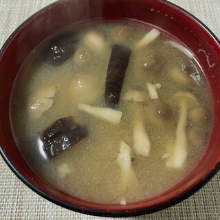 冷凍キノコのみそ汁